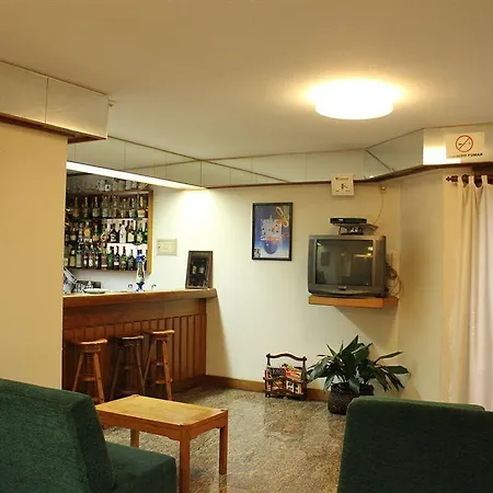 Bom Sucesso Hotel 2*